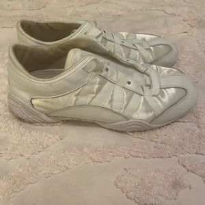 Nfinity cheer sneakers